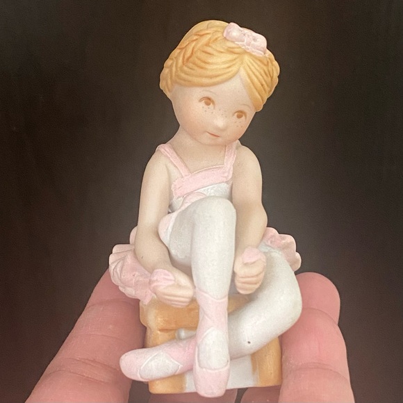 Vintage 80’s HOLLY HOBBIE Miniature Ballerina Mini Figurines - Picture 5 of 12